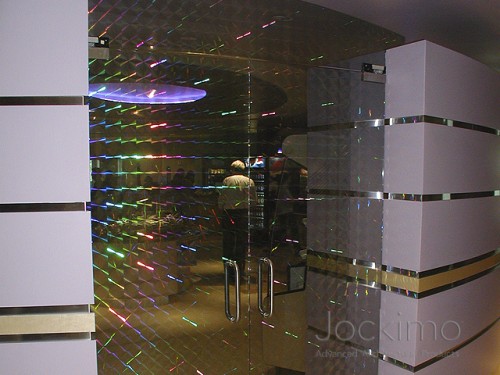 pfizer hologramglassentrydoors