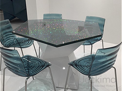 hologramglass table side