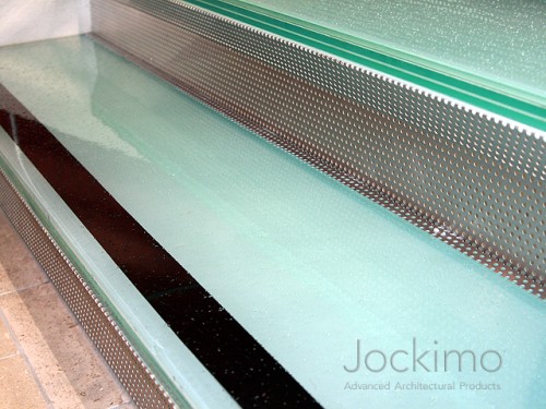 lexus glassflooring glasstreads close
